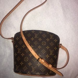 Authentic Vintage Louis Vuitton Drouot Crossbody